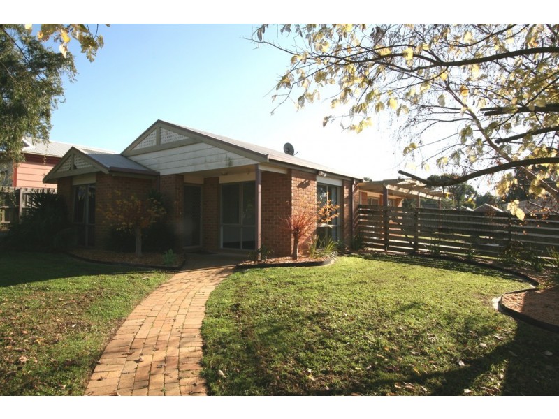 16 Manna Gum Drive, Cowes VIC 3922