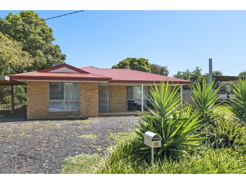22 Seascape Ave, Cowes VIC 3922