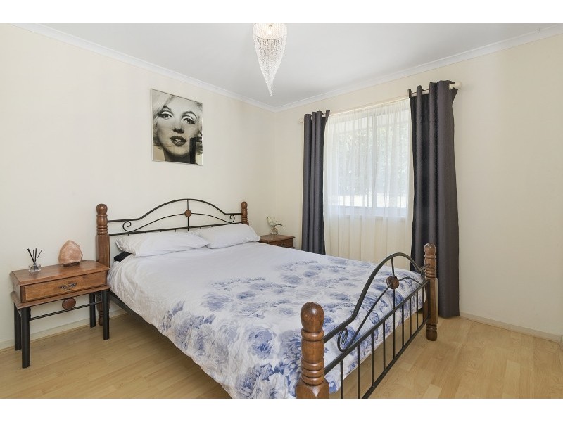 22 Seascape Ave, Cowes VIC 3922