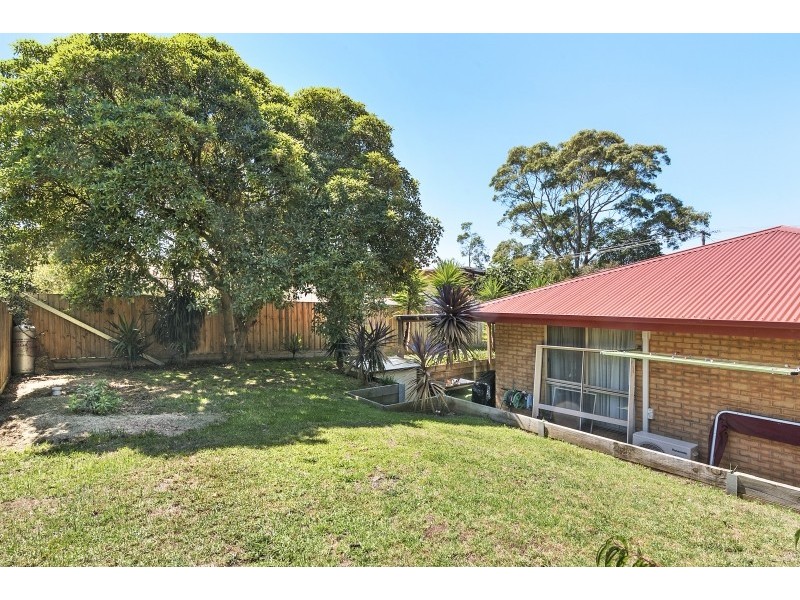 22 Seascape Ave, Cowes VIC 3922