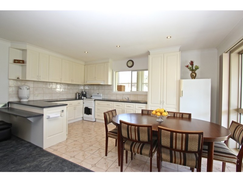 27 Vista Drive, Cape Woolamai VIC 3925