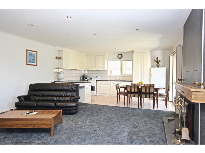 27 Vista Drive, Cape Woolamai VIC 3925