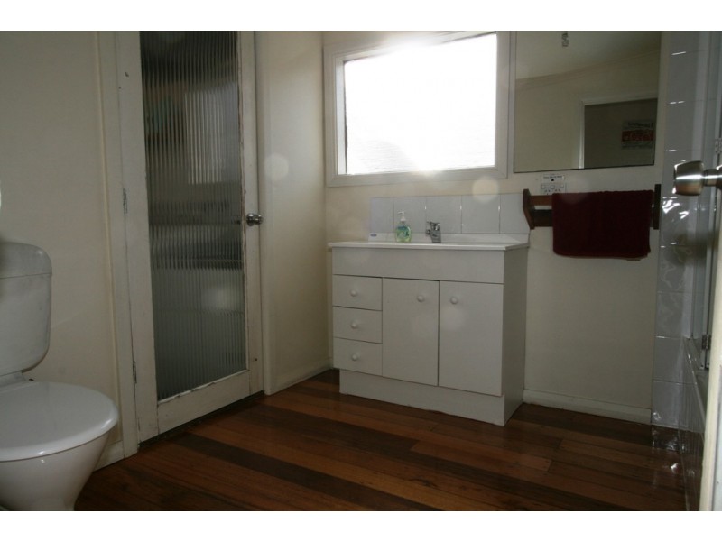 8 Watchorn Road, Cowes VIC 3922