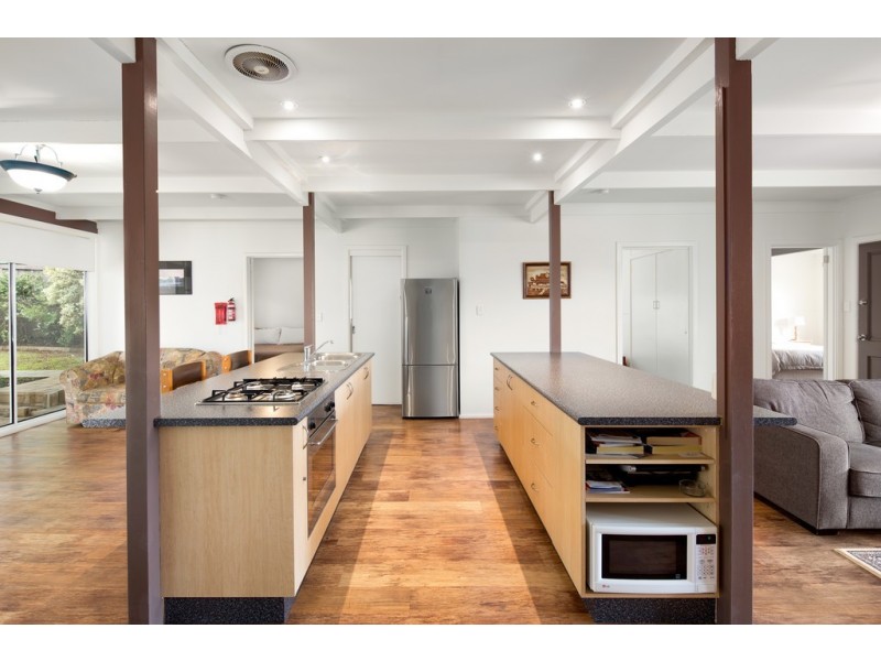 27 Church Street, Cowes VIC 3922