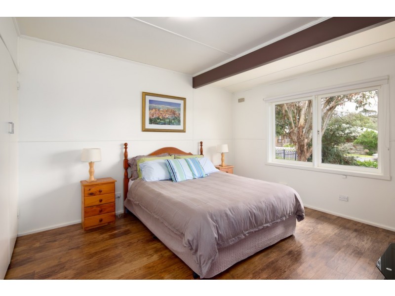 27 Church Street, Cowes VIC 3922