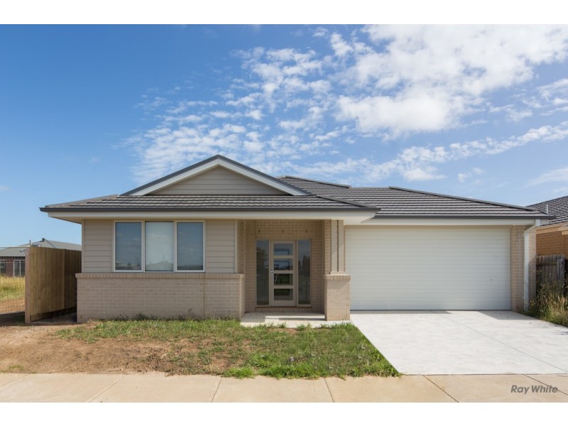 7 Pinnacle Way, Cowes VIC 3922