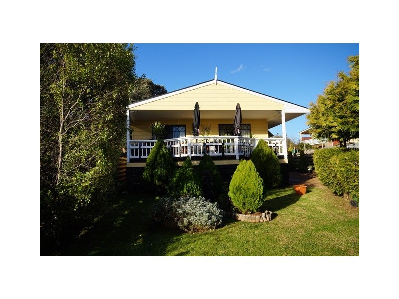 42 Terry Crescent, Wimbledon Heights VIC 3922