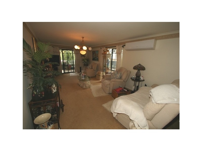 42 Terry Crescent, Wimbledon Heights VIC 3922