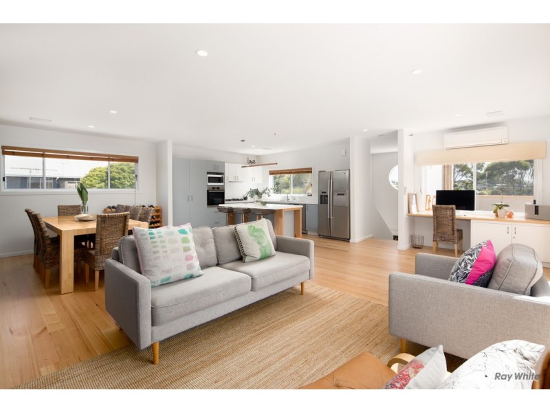 39 Cronulla Avenue, Cape Woolamai VIC 3925