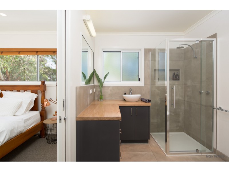 39 Cronulla Avenue, Cape Woolamai VIC 3925