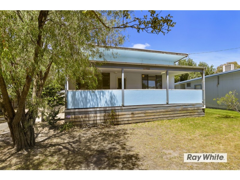 213 Church Street, Cowes VIC 3922