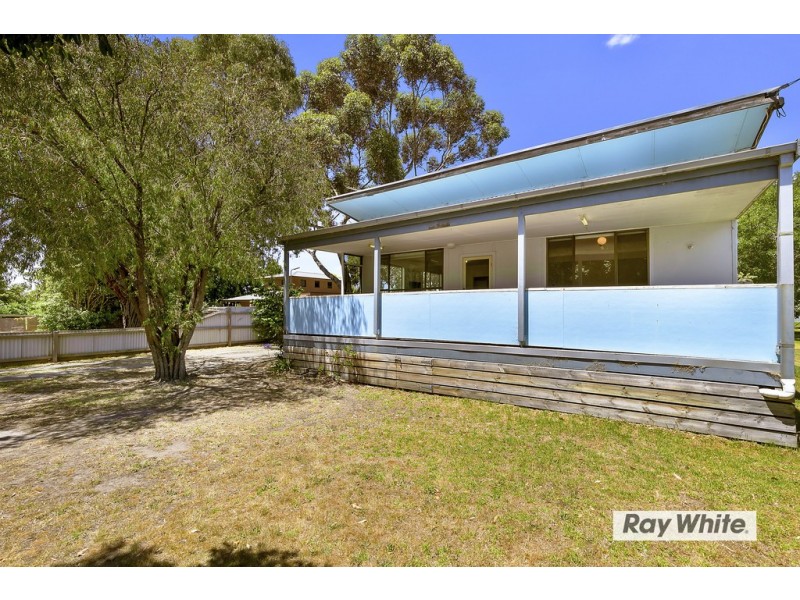 213 Church Street, Cowes VIC 3922