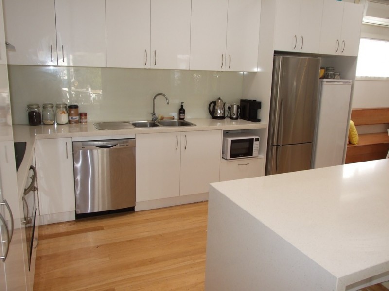 1 Eucalypt Close, Cowes VIC 3922