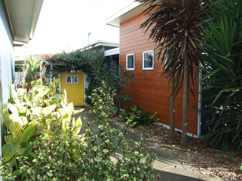 1 Eucalypt Close, Cowes VIC 3922