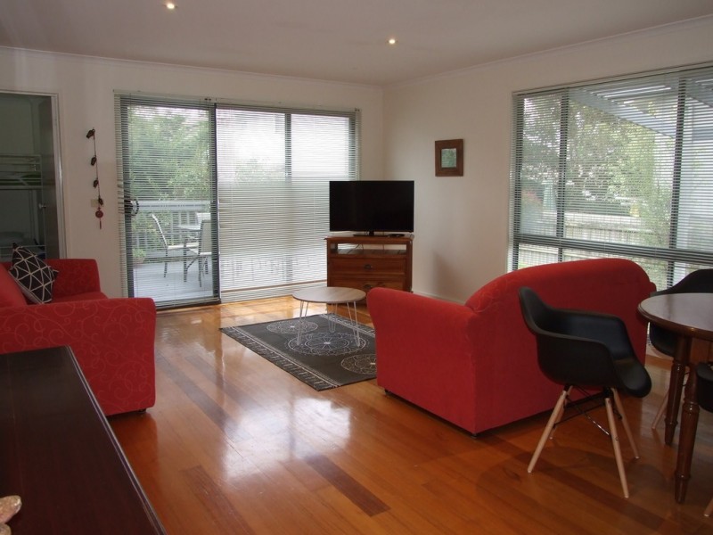 4 Chloe Close, Cowes VIC 3922