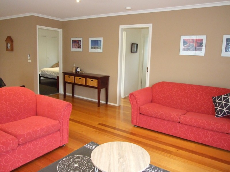 4 Chloe Close, Cowes VIC 3922