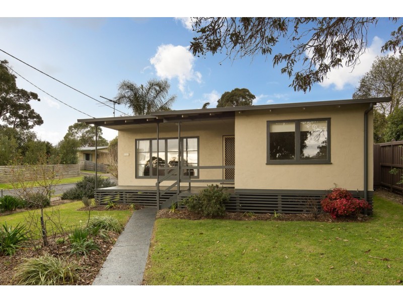 27 Church Street, Cowes VIC 3922