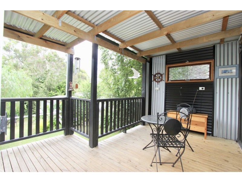 64 Scenic Drive, Cowes VIC 3922