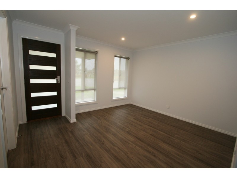 47 Boardwalk Blvd, Cowes VIC 3922