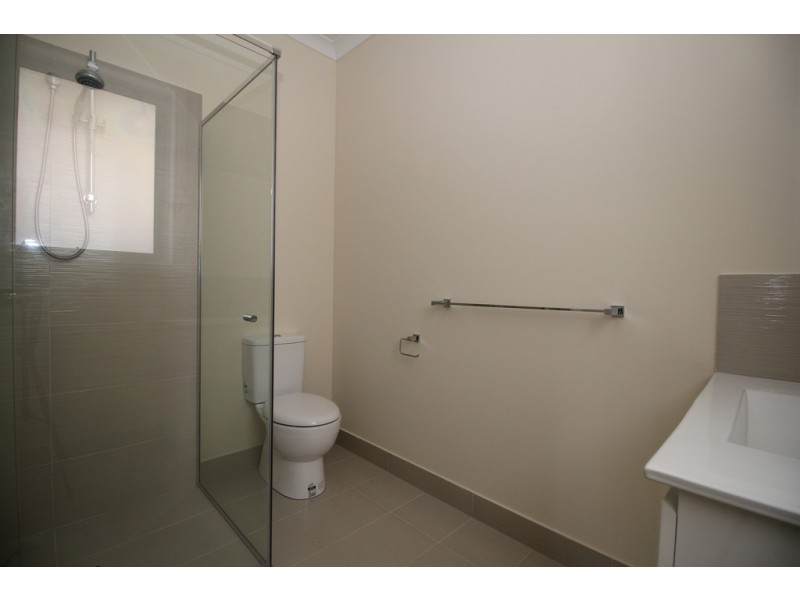 13 Thruxton Street, Cowes VIC 3922