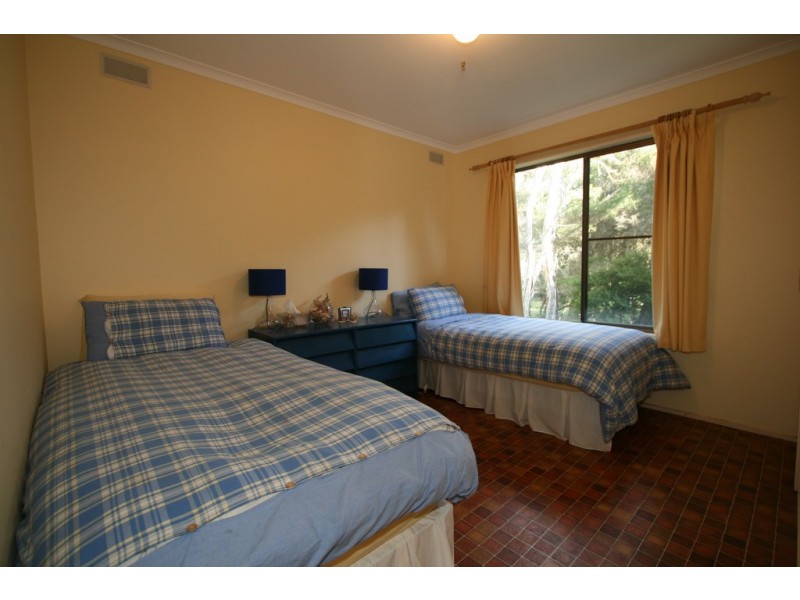 33 Barramundi Avenue, Smiths Beach VIC 3922