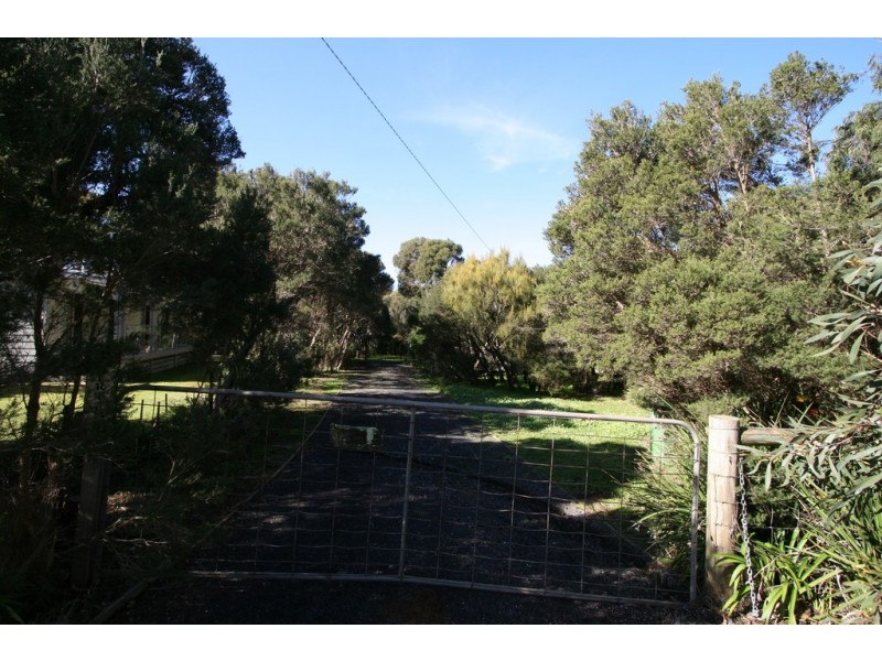 33 Barramundi Avenue, Smiths Beach VIC 3922