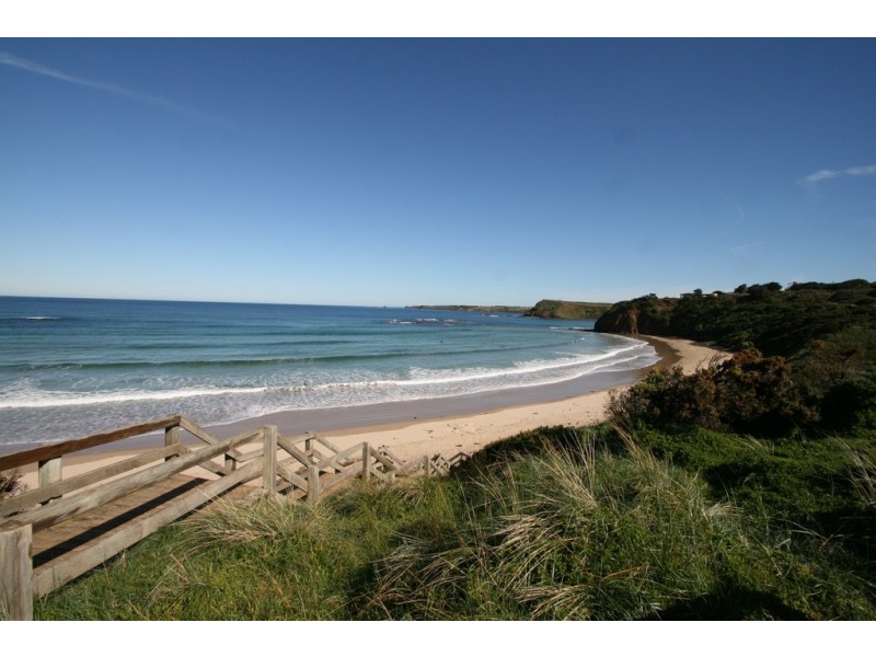 33 Barramundi Avenue, Smiths Beach VIC 3922