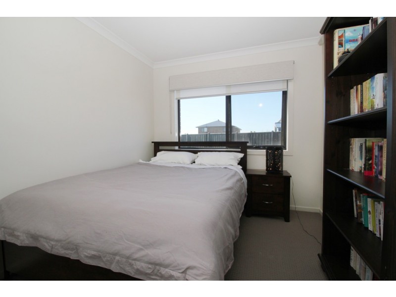 13 Mitre Court, Cowes VIC 3922