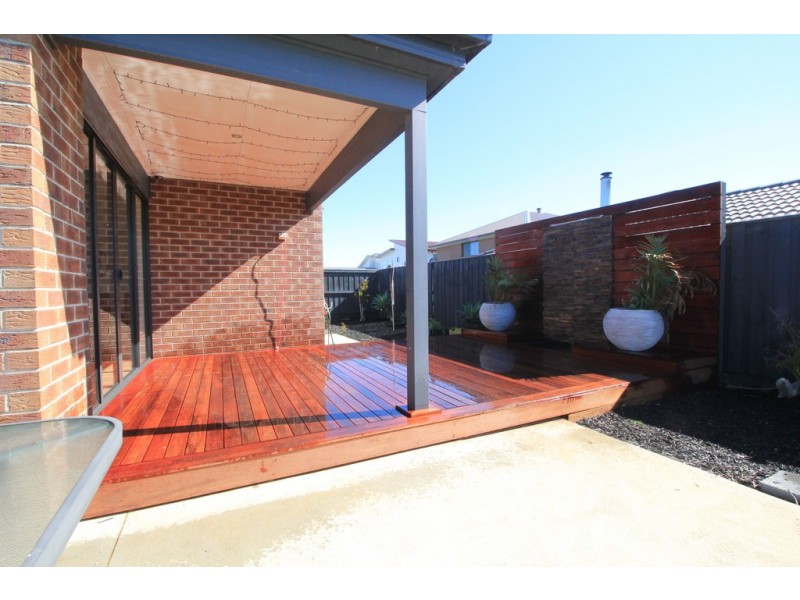 13 Mitre Court, Cowes VIC 3922