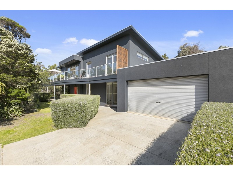 2/10-12 Medina Road, Cowes VIC 3922