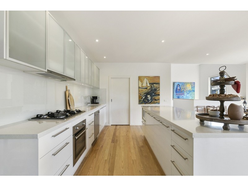 2/10-12 Medina Road, Cowes VIC 3922