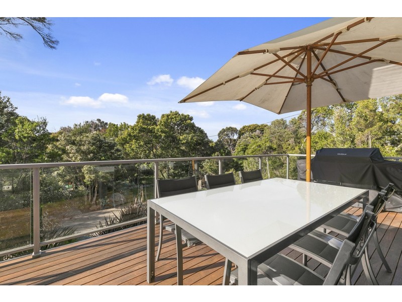 2/10-12 Medina Road, Cowes VIC 3922