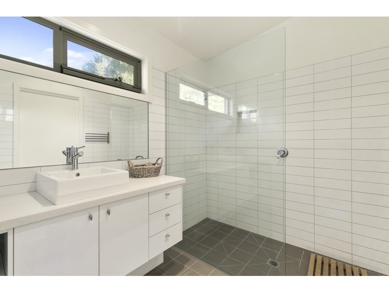2/10-12 Medina Road, Cowes VIC 3922