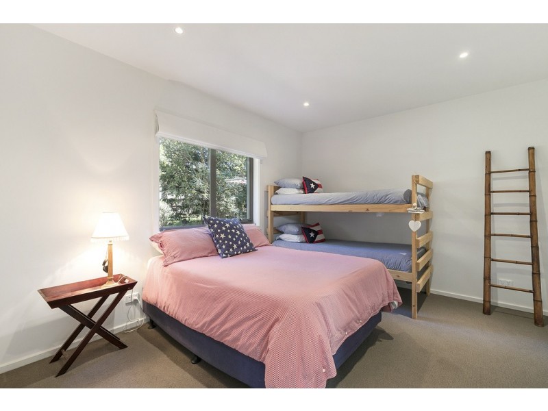 2/10-12 Medina Road, Cowes VIC 3922