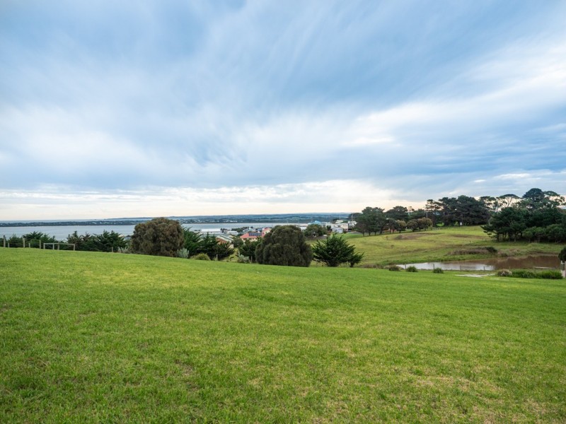 86 Shetland Heights Road, San Remo VIC 3925