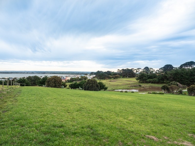 86 Shetland Heights Road, San Remo VIC 3925