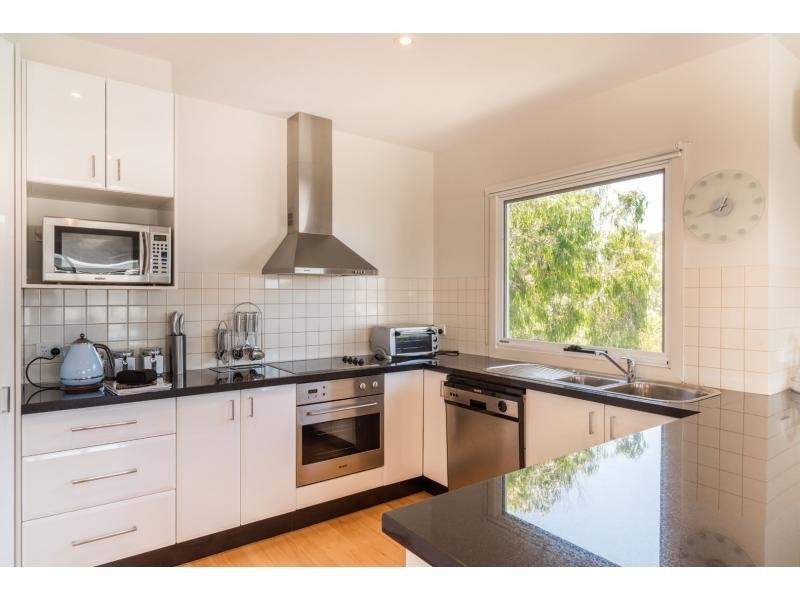 2/77-81 Penniwells Drive, San Remo VIC 3925