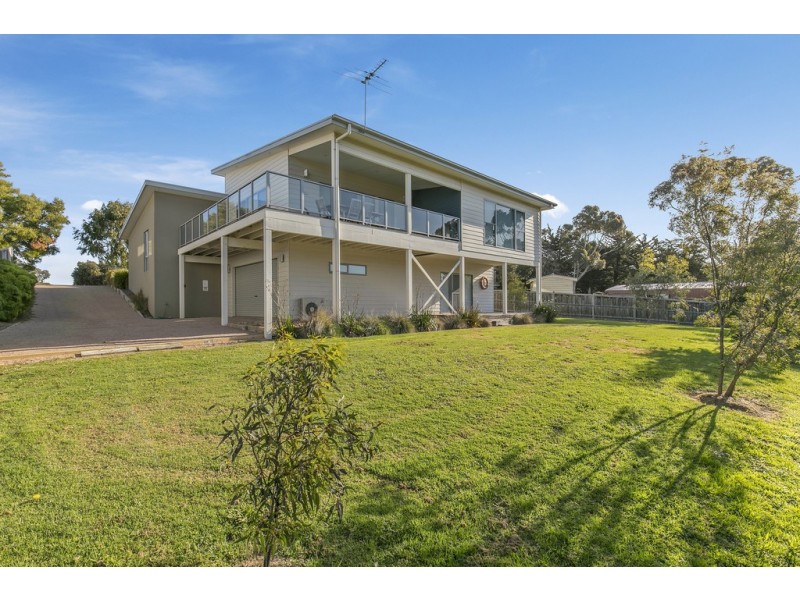 23 Water View Rise, Cowes VIC 3922