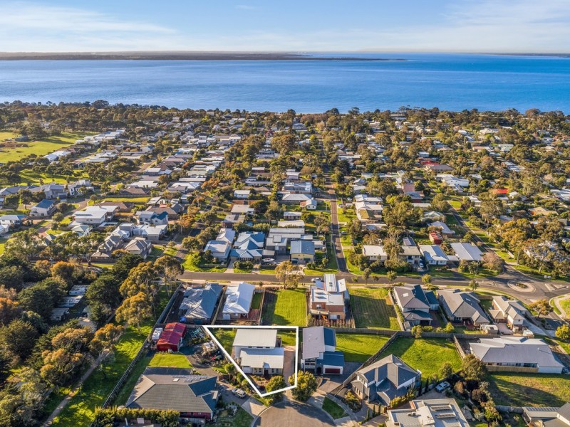 23 Water View Rise, Cowes VIC 3922