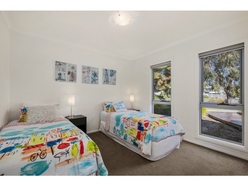 23 Water View Rise, Cowes VIC 3922