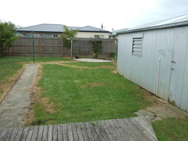 2 Albany Road, Cowes VIC 3922