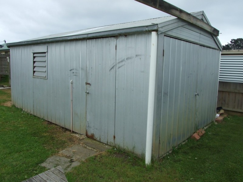 2 Albany Road, Cowes VIC 3922