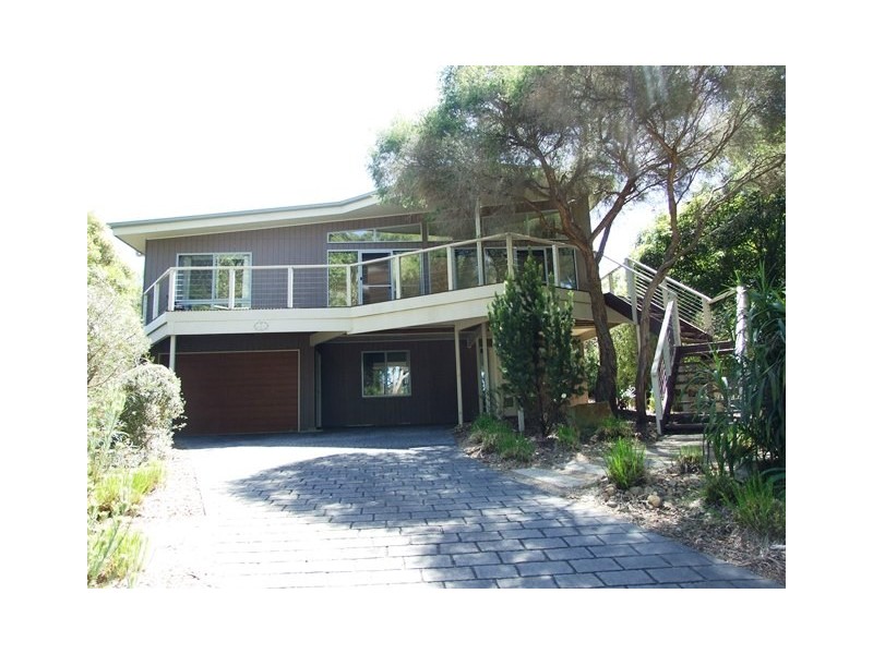 18 Dafydd Street, Cowes VIC 3922