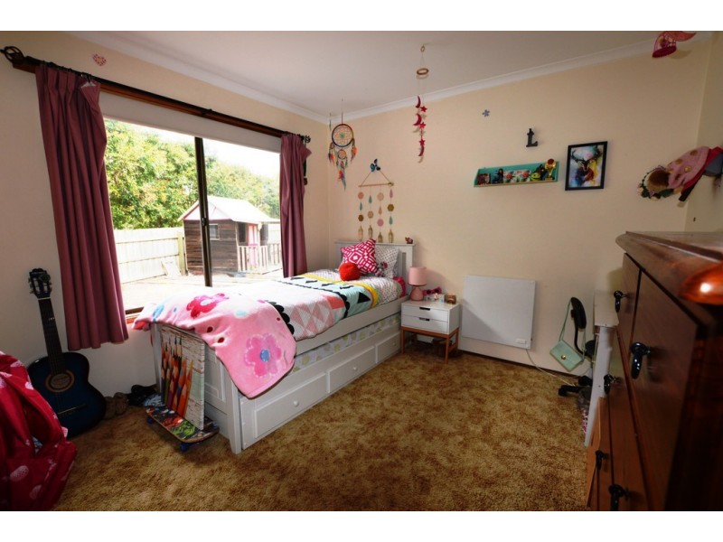 23 Laver Drive, Wimbledon Heights VIC 3922