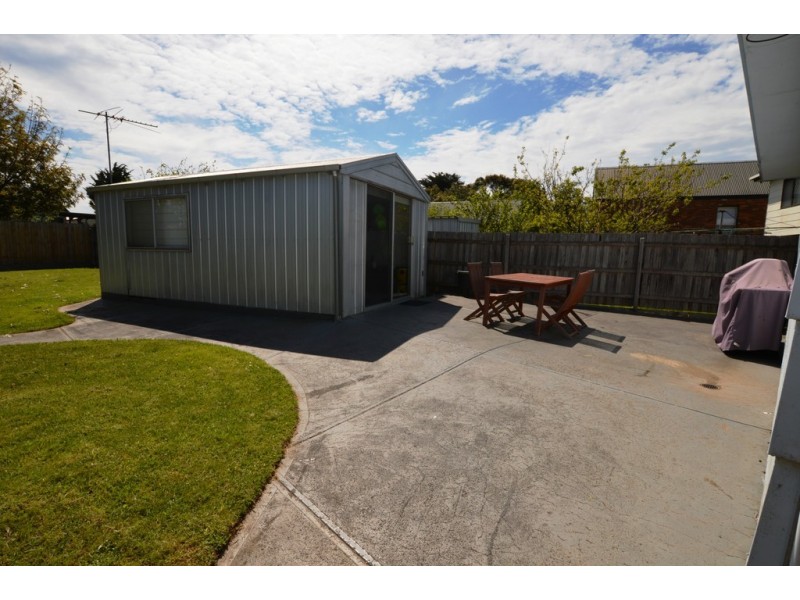 23 Laver Drive, Wimbledon Heights VIC 3922