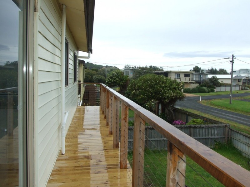 10 Page Avenue, Surf Beach VIC 3922