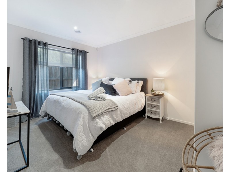 10 Wagtail Way, Cowes VIC 3922