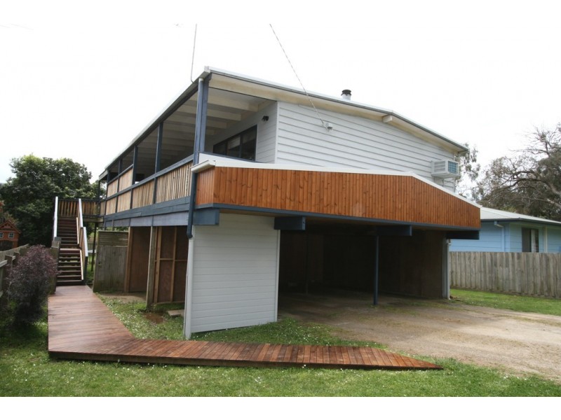10 Teddy Bear Lane, Cowes VIC 3922