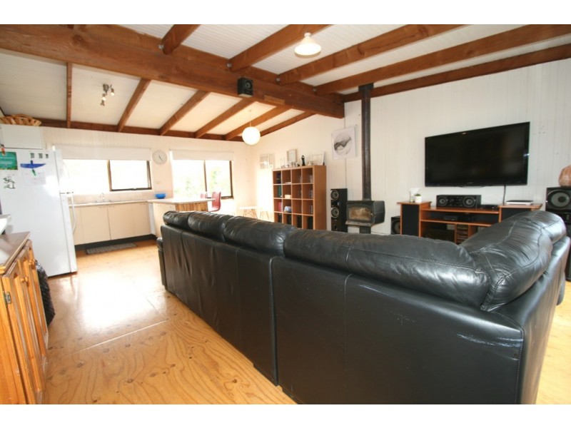 10 Teddy Bear Lane, Cowes VIC 3922