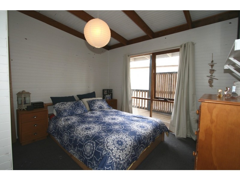 10 Teddy Bear Lane, Cowes VIC 3922